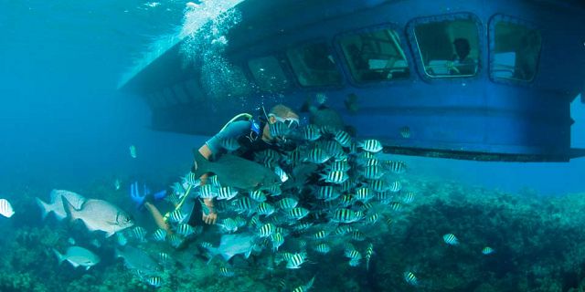 Semi submersible sous marin ile maurice